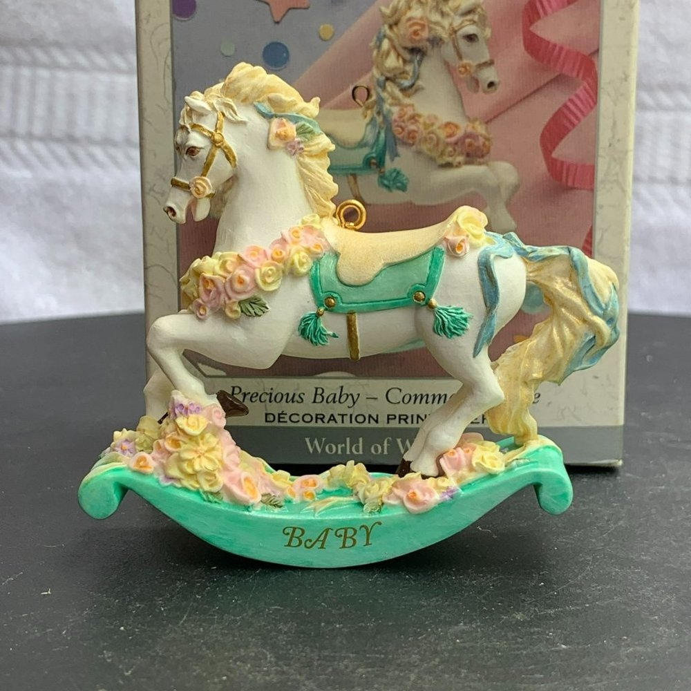 World of Wishes - Precious Baby, Commemorative Hallmark Keepsake Ornament - 1999 - Picture 3 of 9